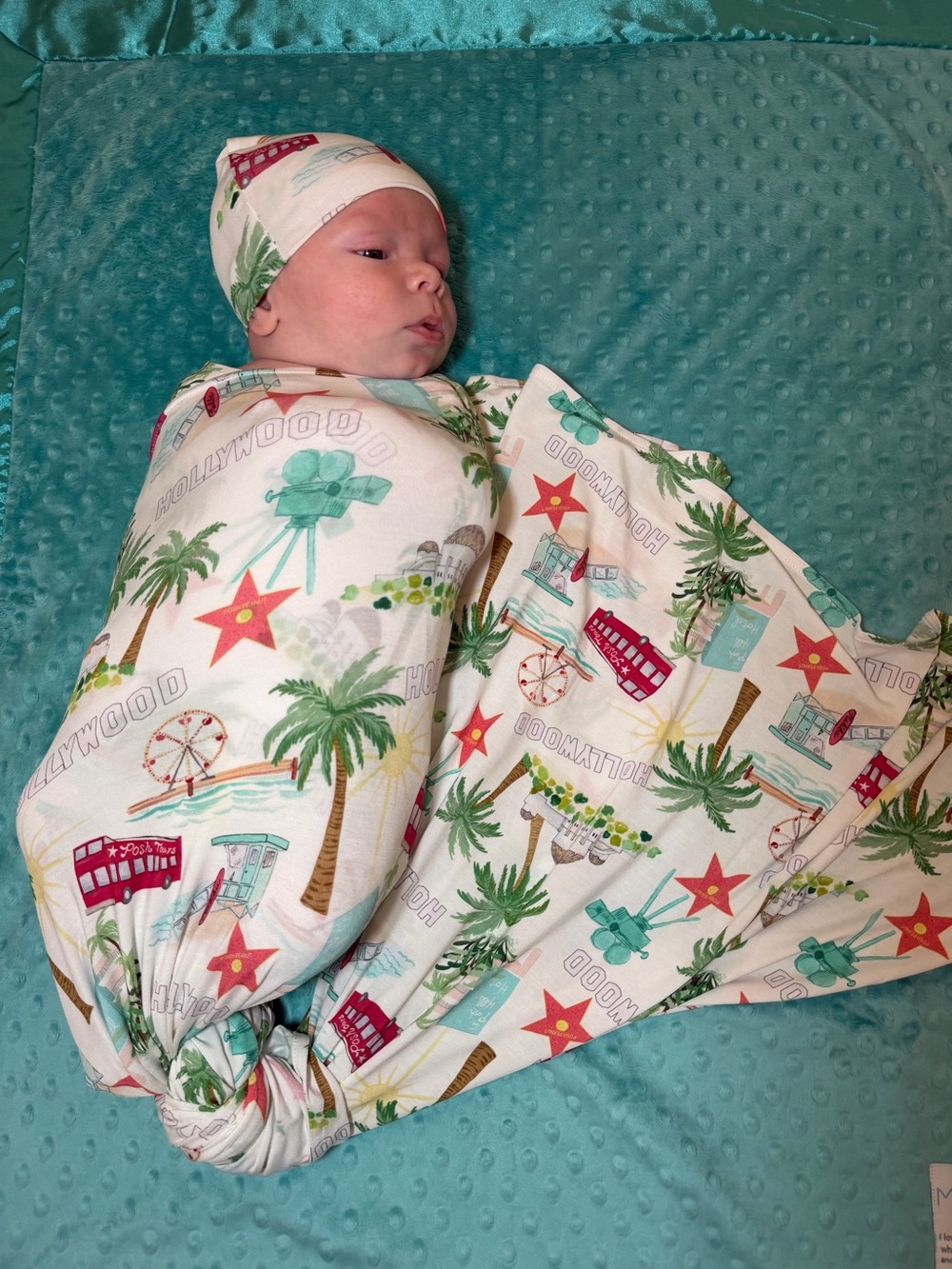 POSH PEANUT SWADDLE BEANIE SET LOS ANGELES MALIBU HOLLYWOOD